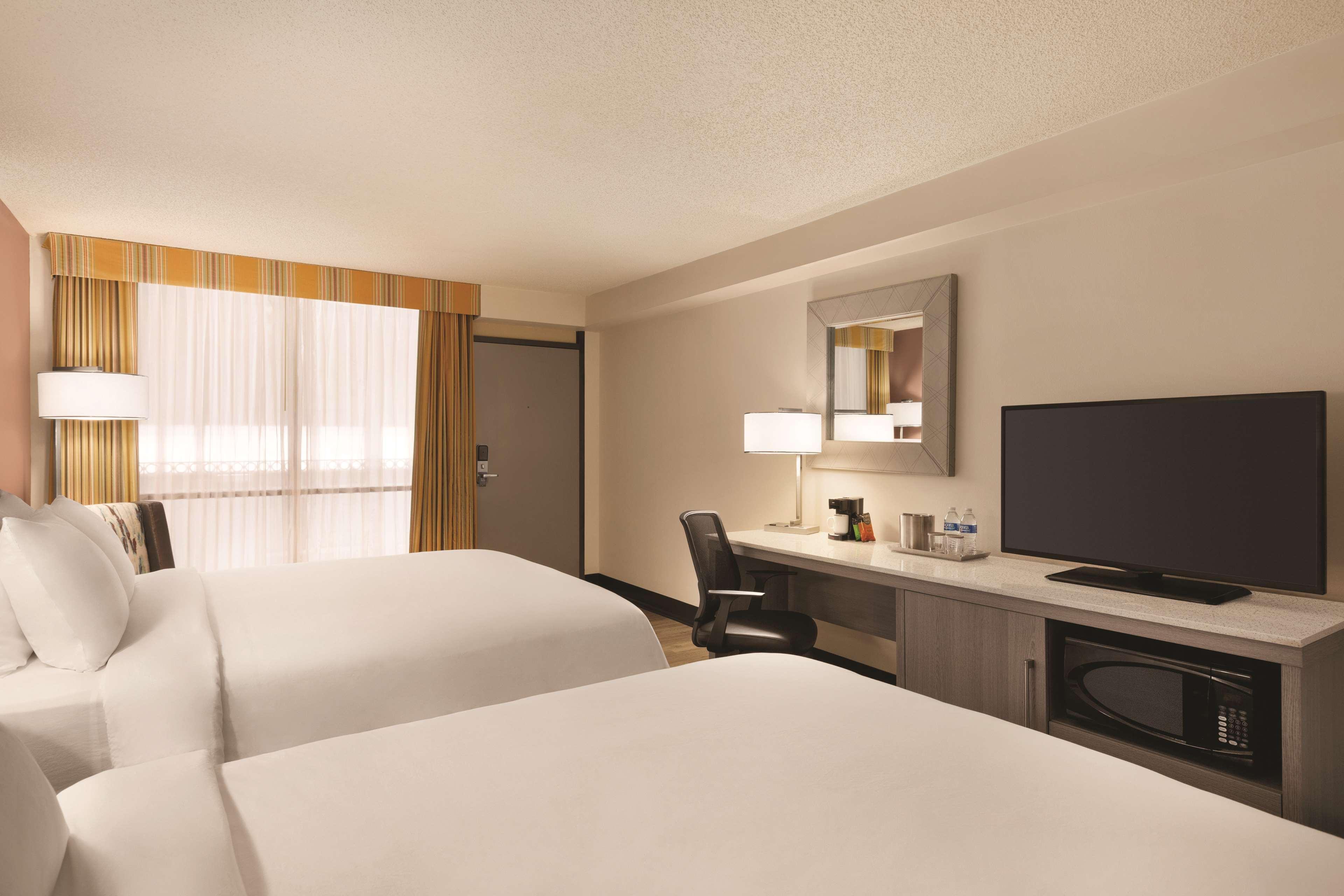 Radisson Hotel Lenexa Overland Park Eksteriør bilde