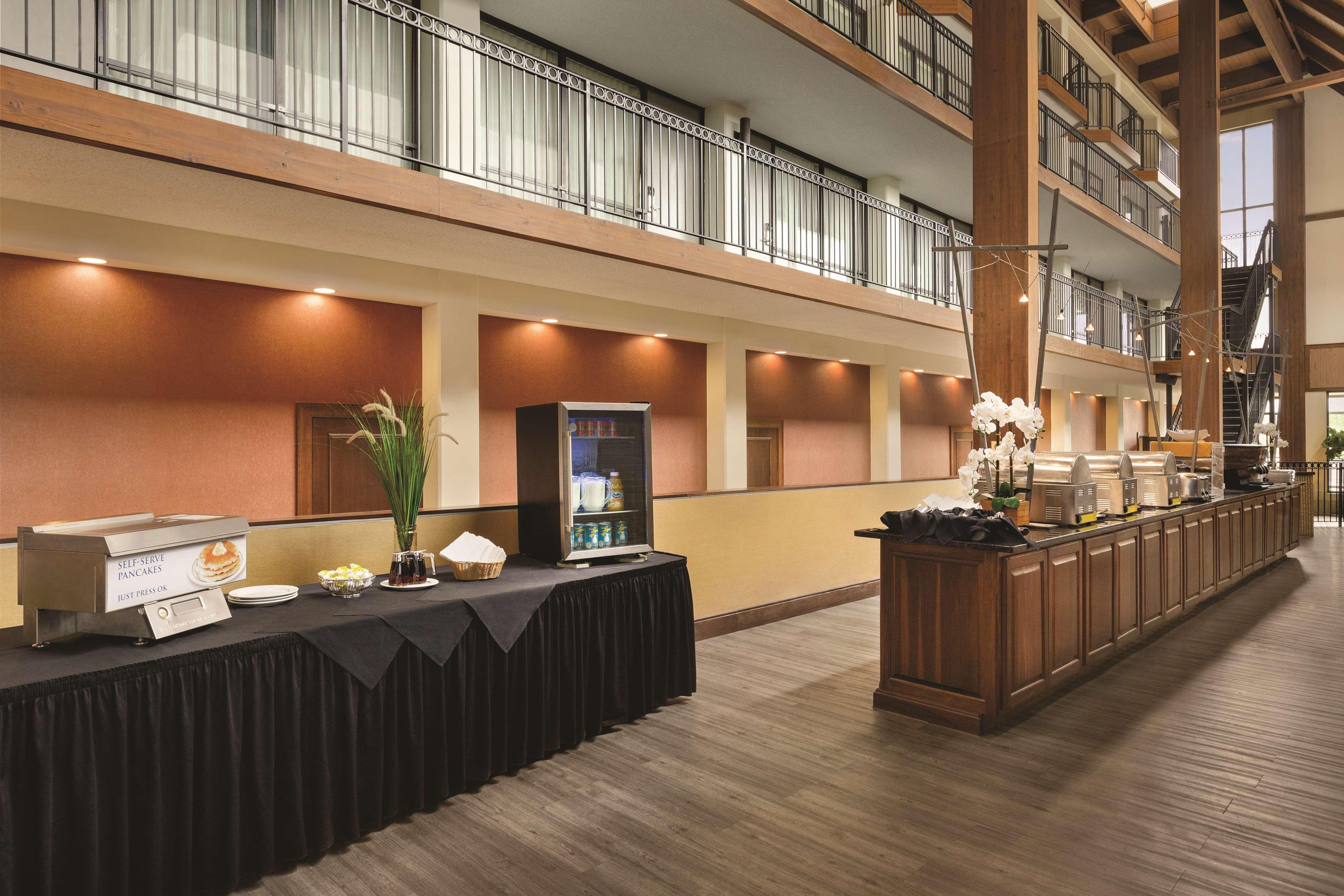 Radisson Hotel Lenexa Overland Park Eksteriør bilde