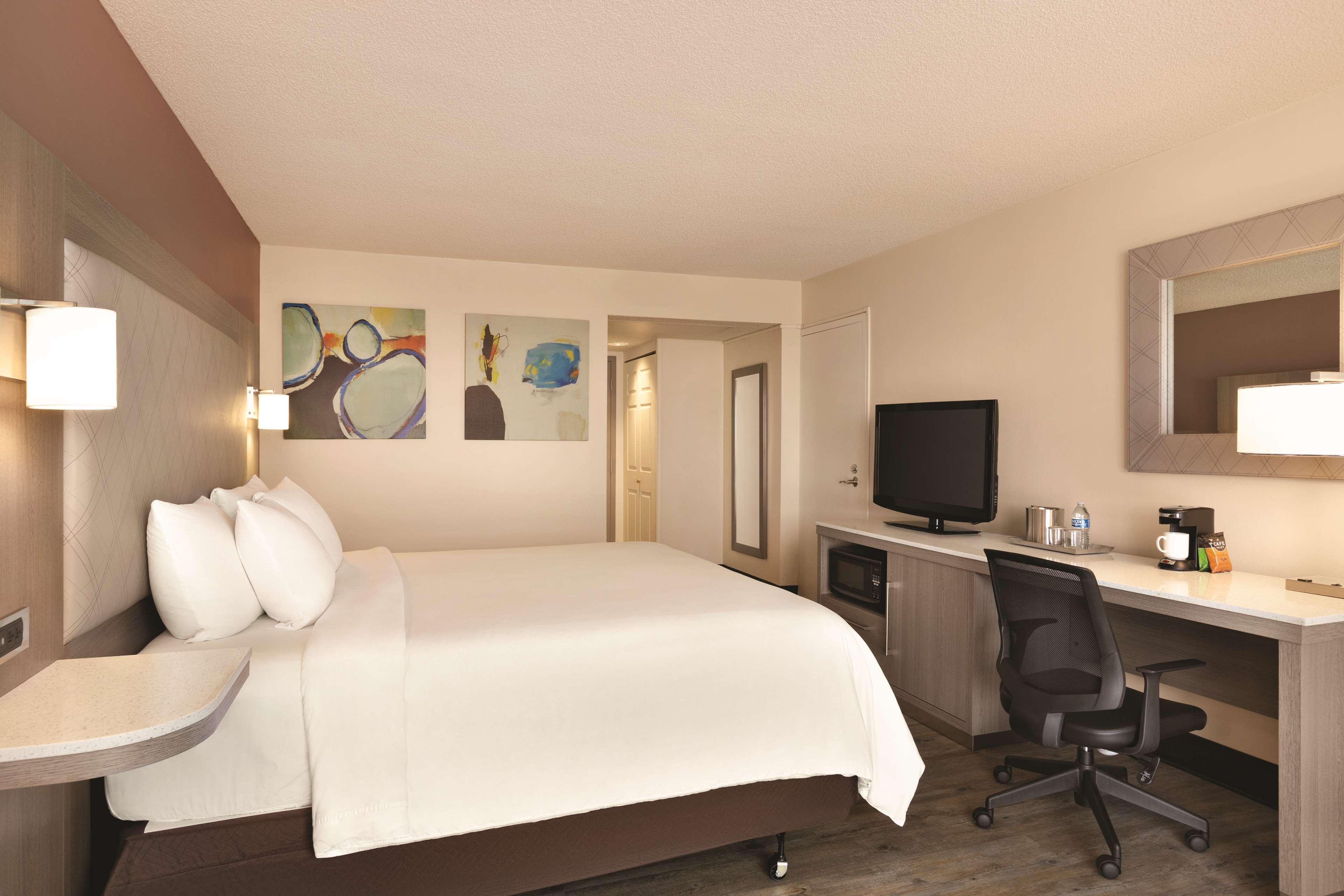 Radisson Hotel Lenexa Overland Park Eksteriør bilde