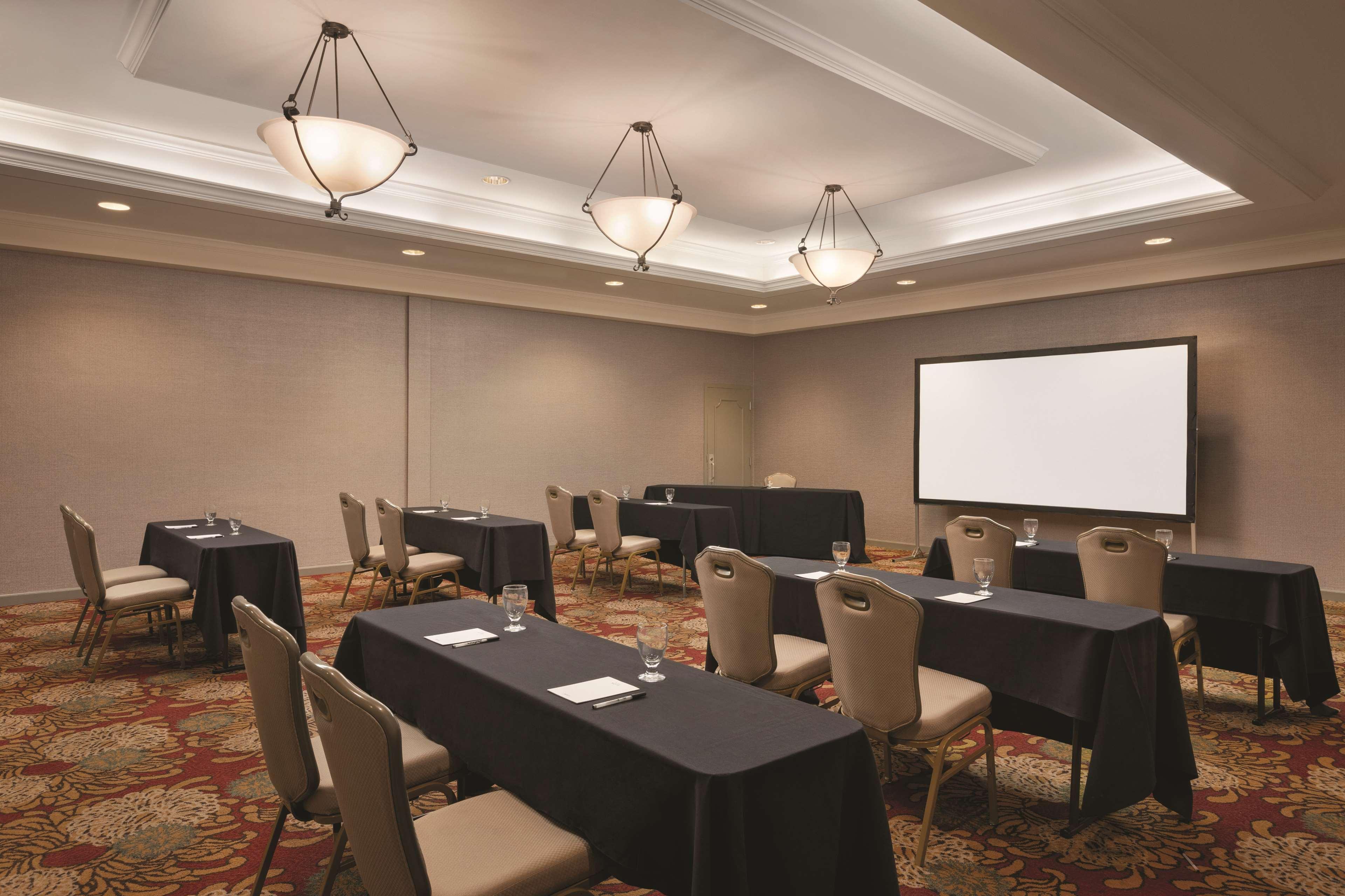 Radisson Hotel Lenexa Overland Park Eksteriør bilde